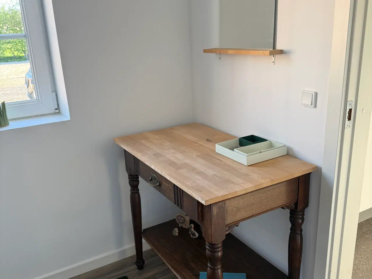 Billede 1 - Bord med spejl 