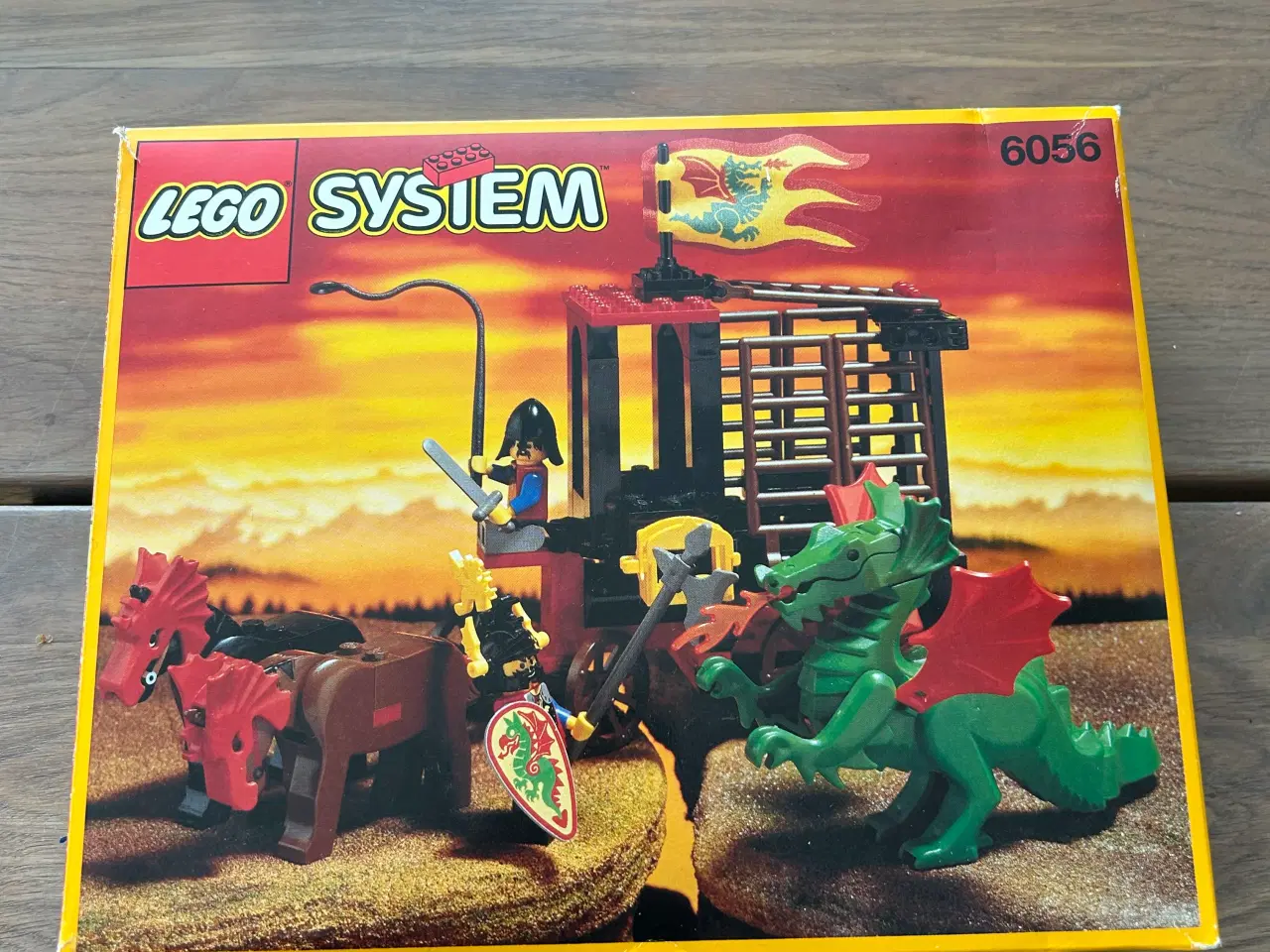Billede 1 - LEGO 6056 Dragon Wagon – Komplet m. æske & manual 