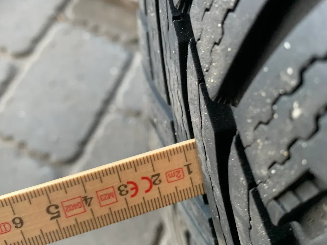 Billede 1 - Vinterdæk 215/55 R16 Michelin Alpin