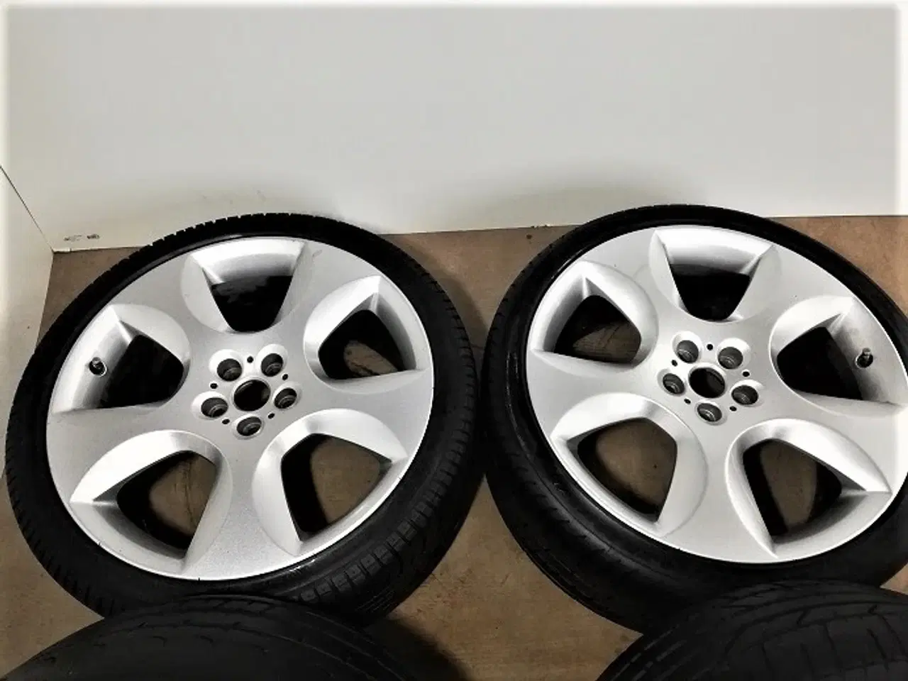 Billede 4 - 5x108 20" ET49/66 Jaguar Silver Voan Cromodora