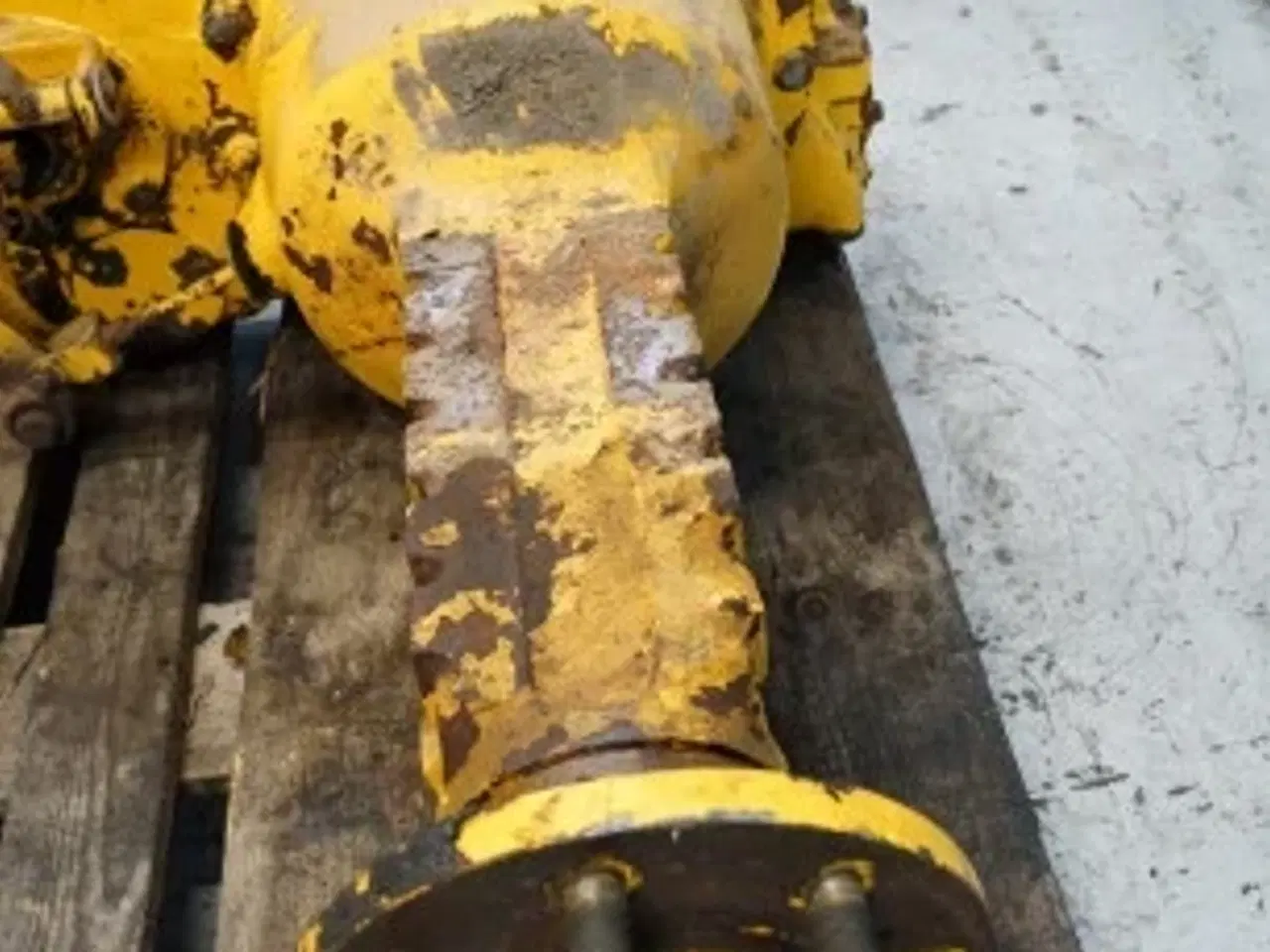 Billede 10 - Ford 420 Lår D5NN4024-G