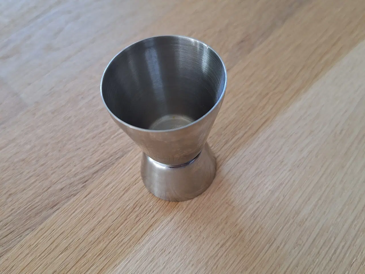 Billede 1 - Målebæger 