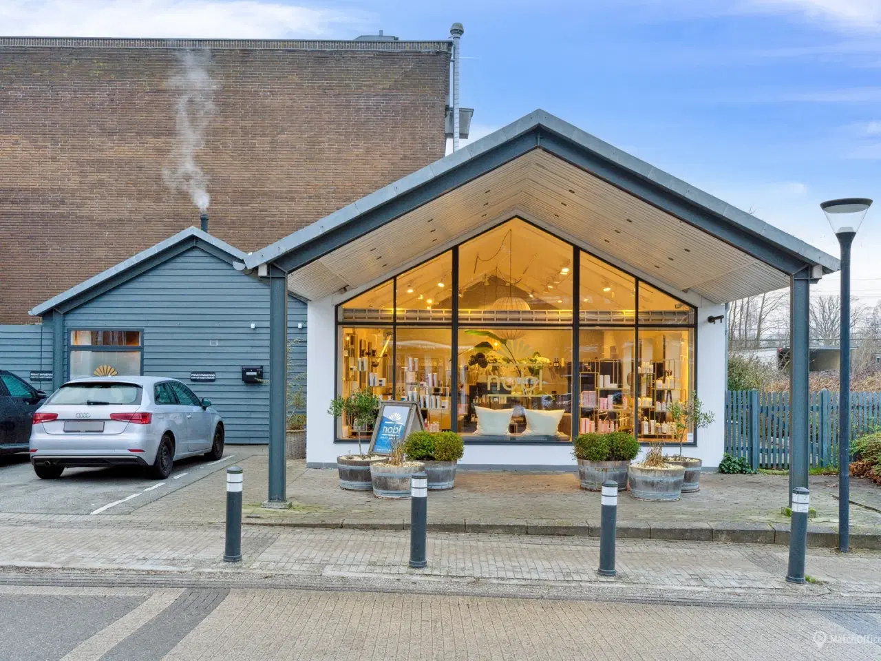 Billede 2 - Butik i eget eksklusivt hus