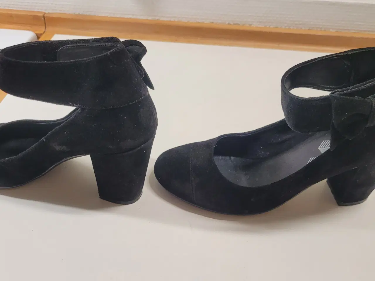Billede 3 - Sorte sko, vagabond i strid. 38