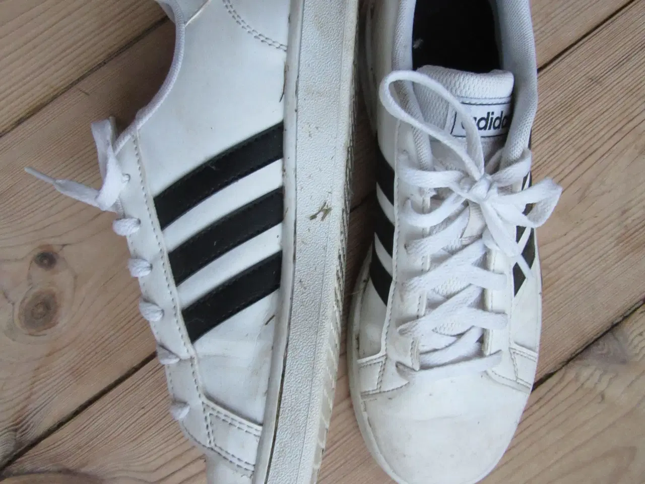 Billede 1 - Adidas sneakers, hvide str. 36,5