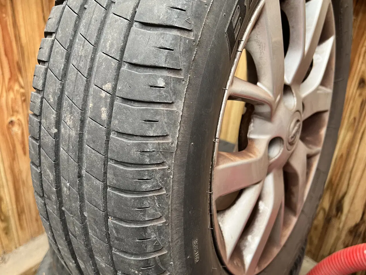 Billede 2 - 4 gode sommerdæk sælges