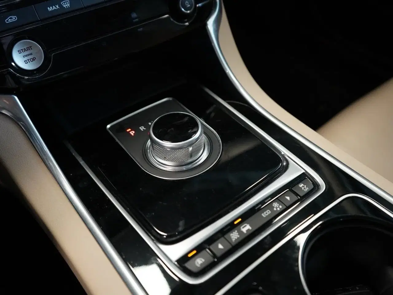 Billede 9 - Jaguar XE 2,0 D180 Portfolio aut.