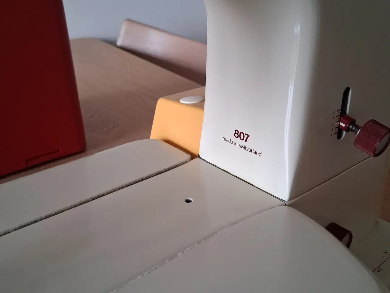 Billede 2 - Symaskine Bernina 807