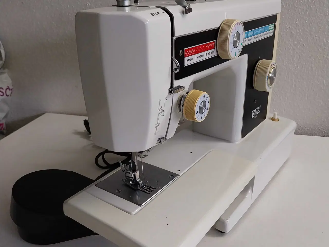 Billede 14 - Symaskine Eva 1322