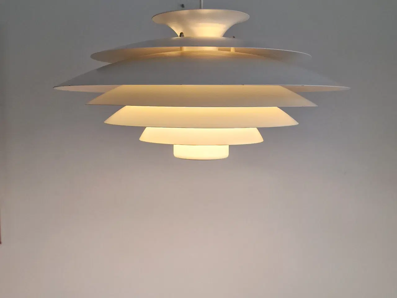 Billede 3 - Stor flot klassiske pendel fra Form-Light. 