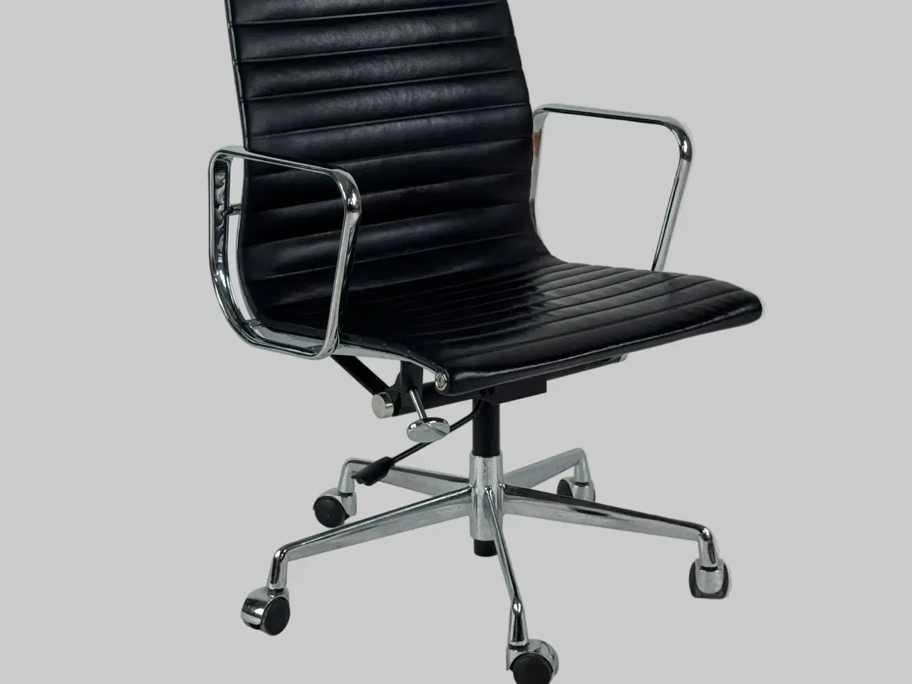 Billede 1 - Kontorstol - Sort/Krom Stel