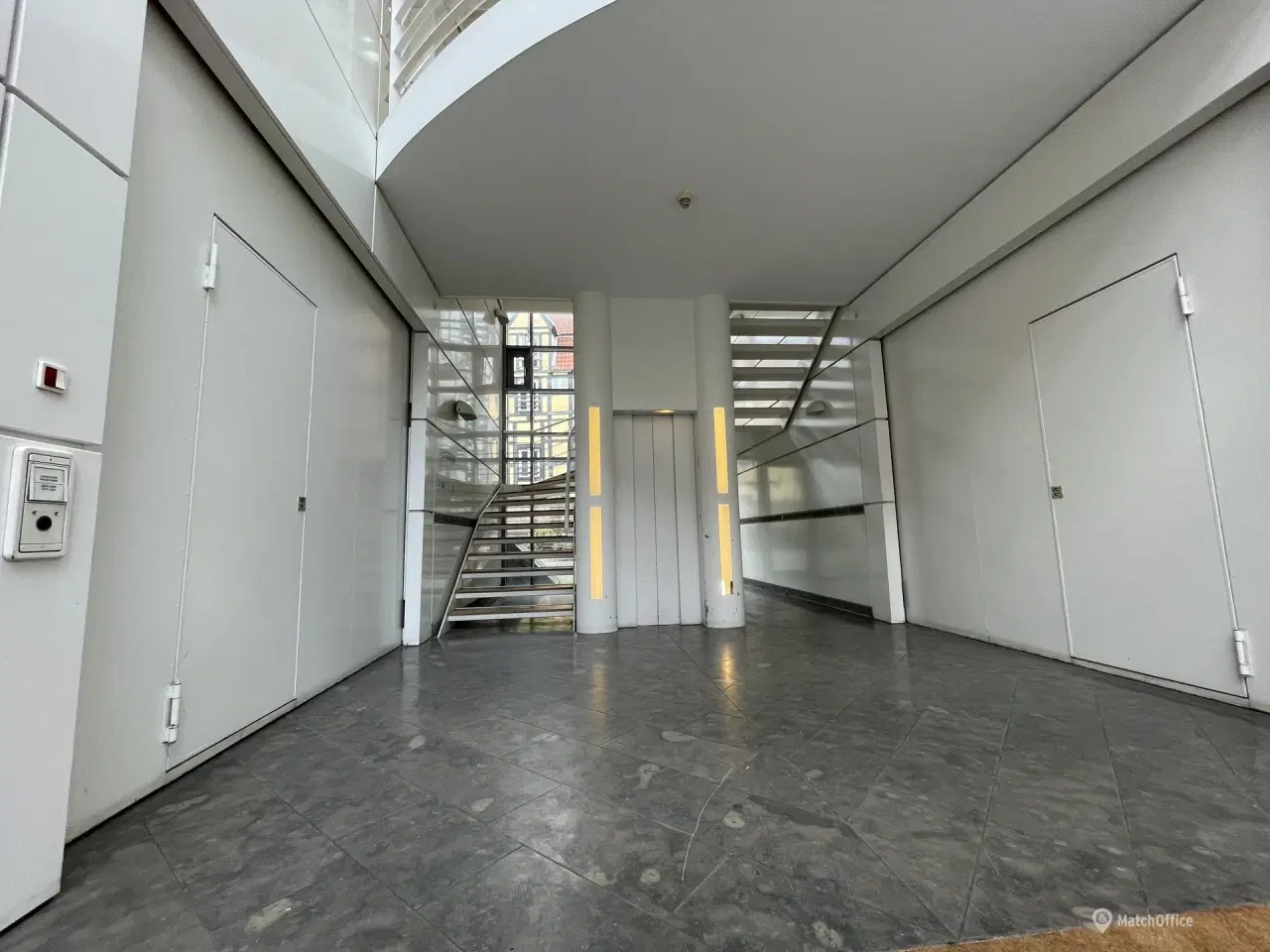 Billede 16 - 18 M2 NYISTANDSAT PENTHOUSE KONTOR +  STOR TAGTERRASSE