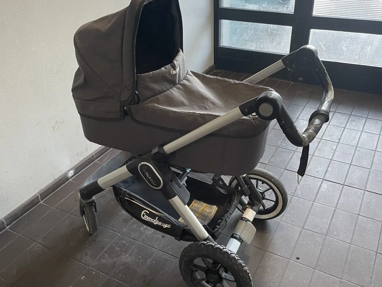 Billede 1 - Barnevogn    , Emmaljung  , 76 cm. Med  Madras  og