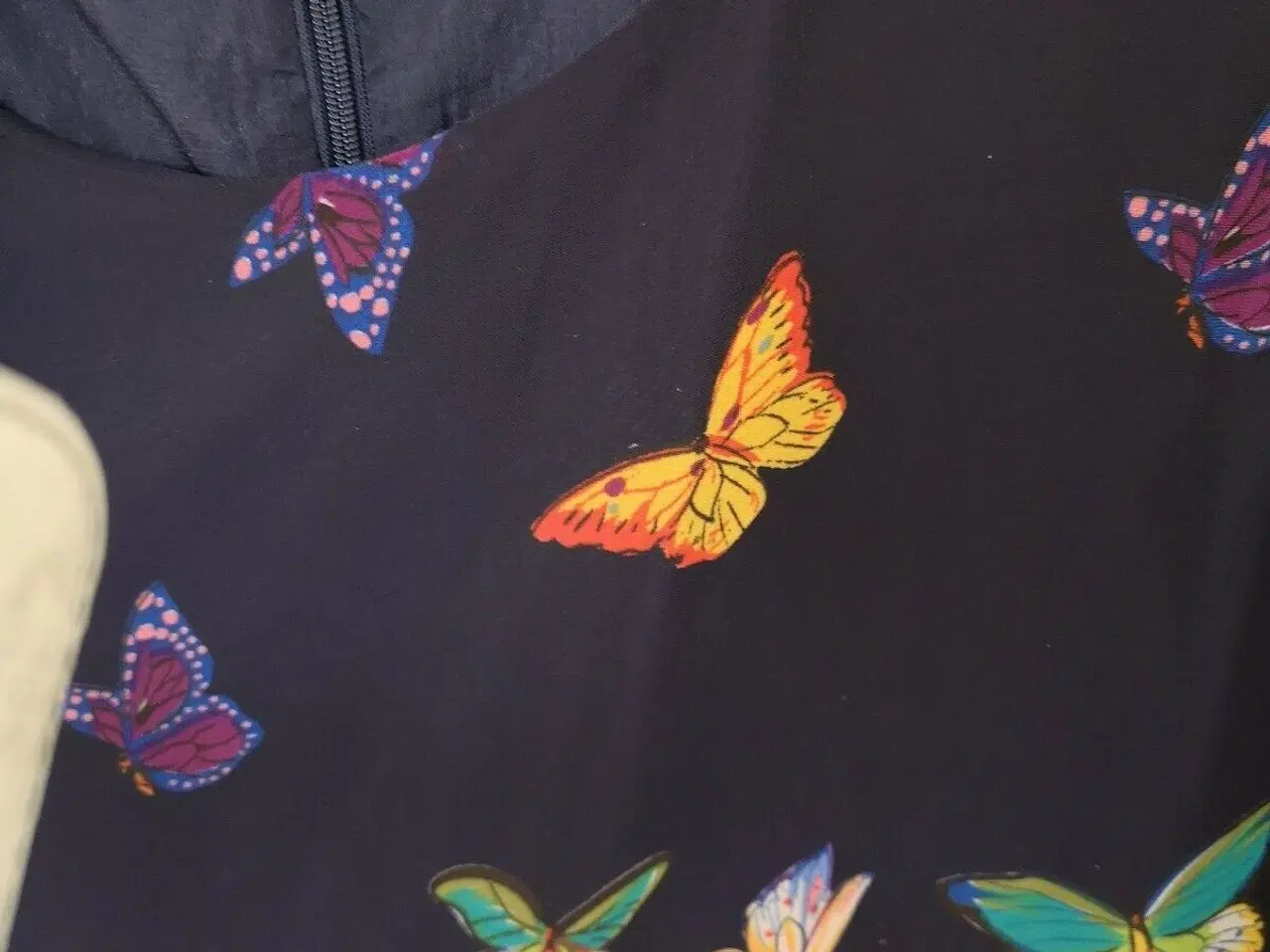 Billede 4 - sommerfugle kjole i str: 36 fra Brandet - YUMI