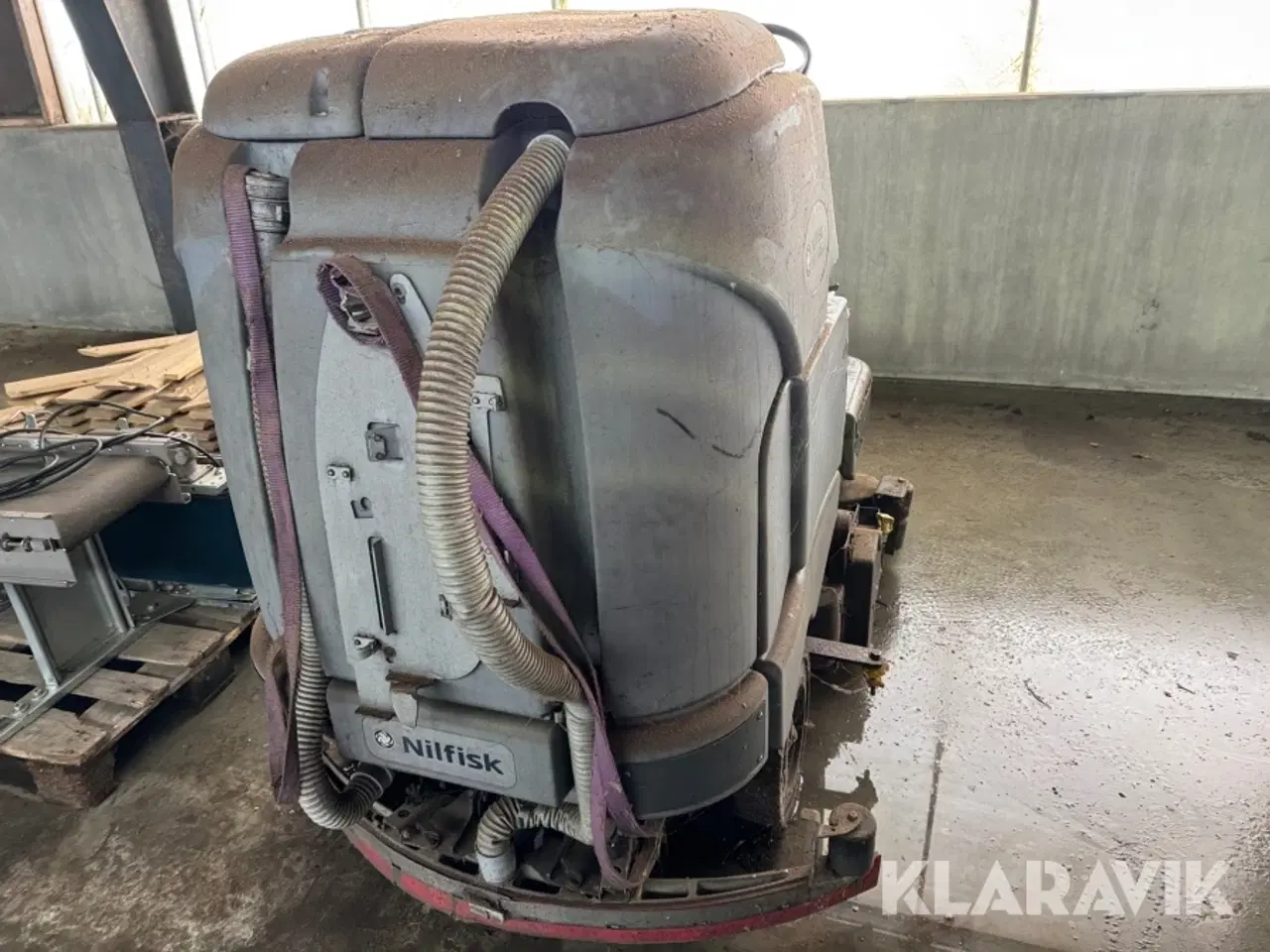 Billede 3 - Gulvvasker og fejemaskine Nilfisk BR 1100S