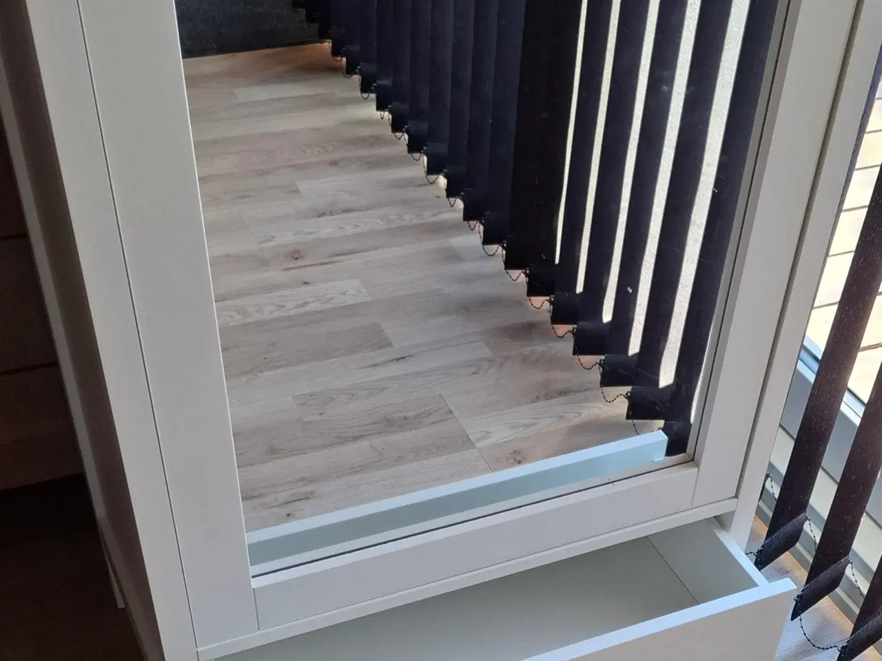 Billede 3 - Garderobe skab