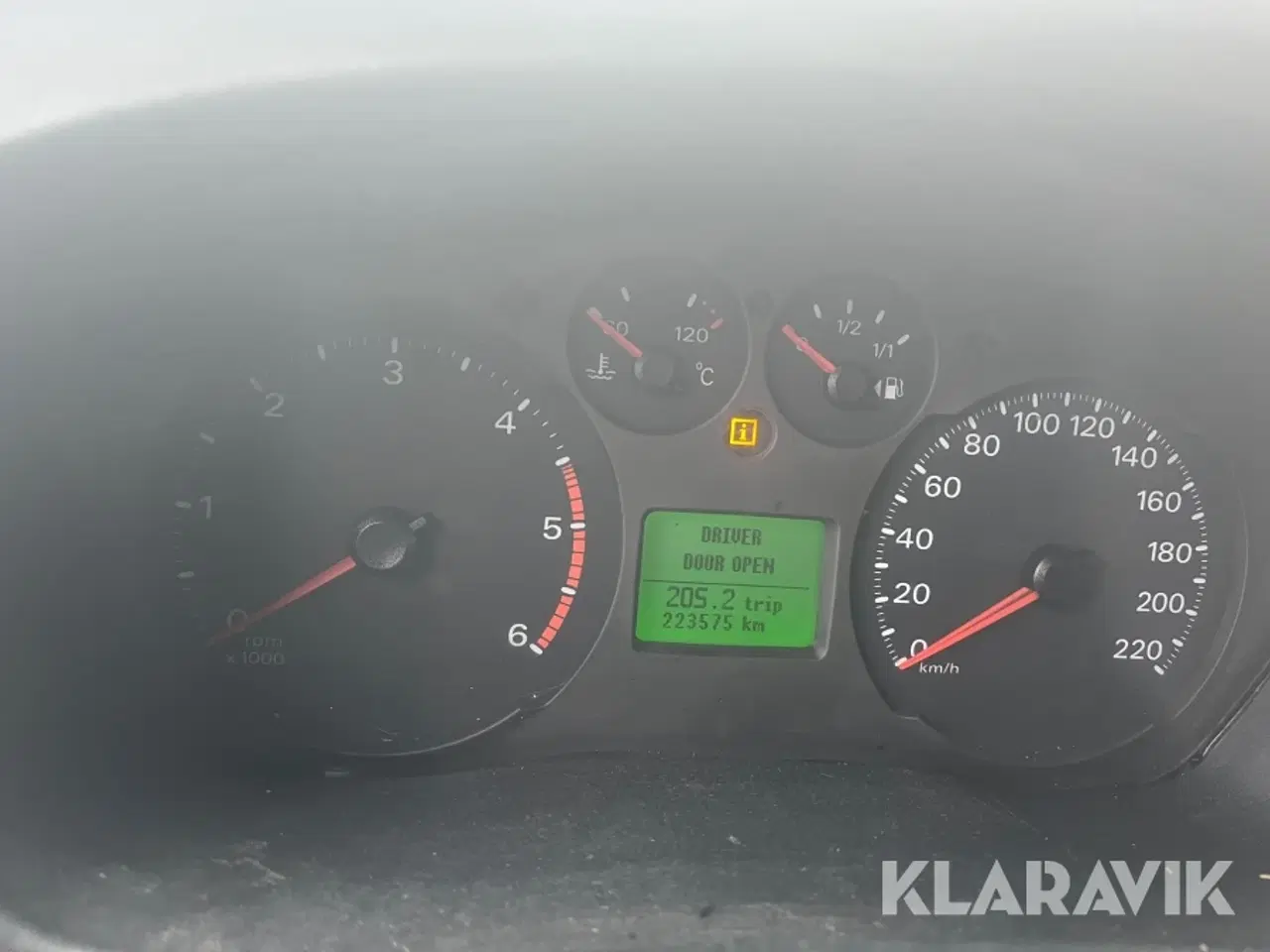 Billede 3 - 3,2 liter ford transit fastkasse med lift