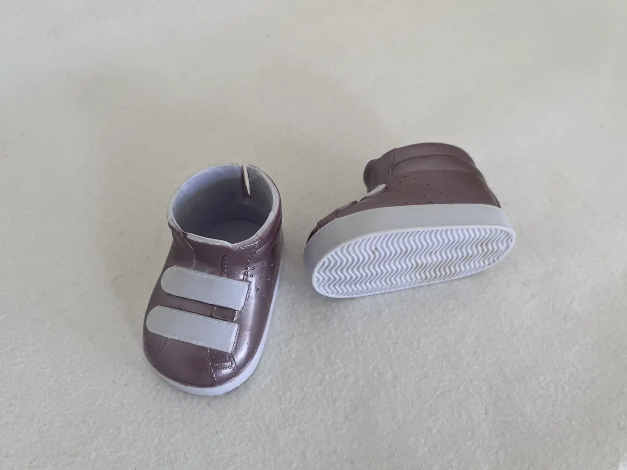 Billede 8 - Our Generation Krokket Spil, Dukketøj. Sneakers sk