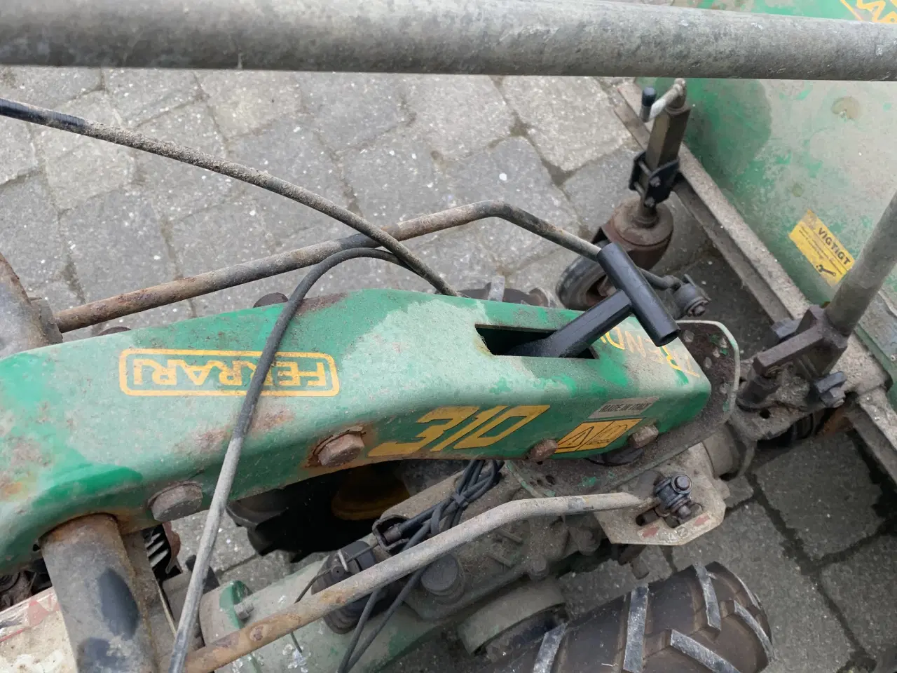 Billede 3 - Fejemaskine proff model