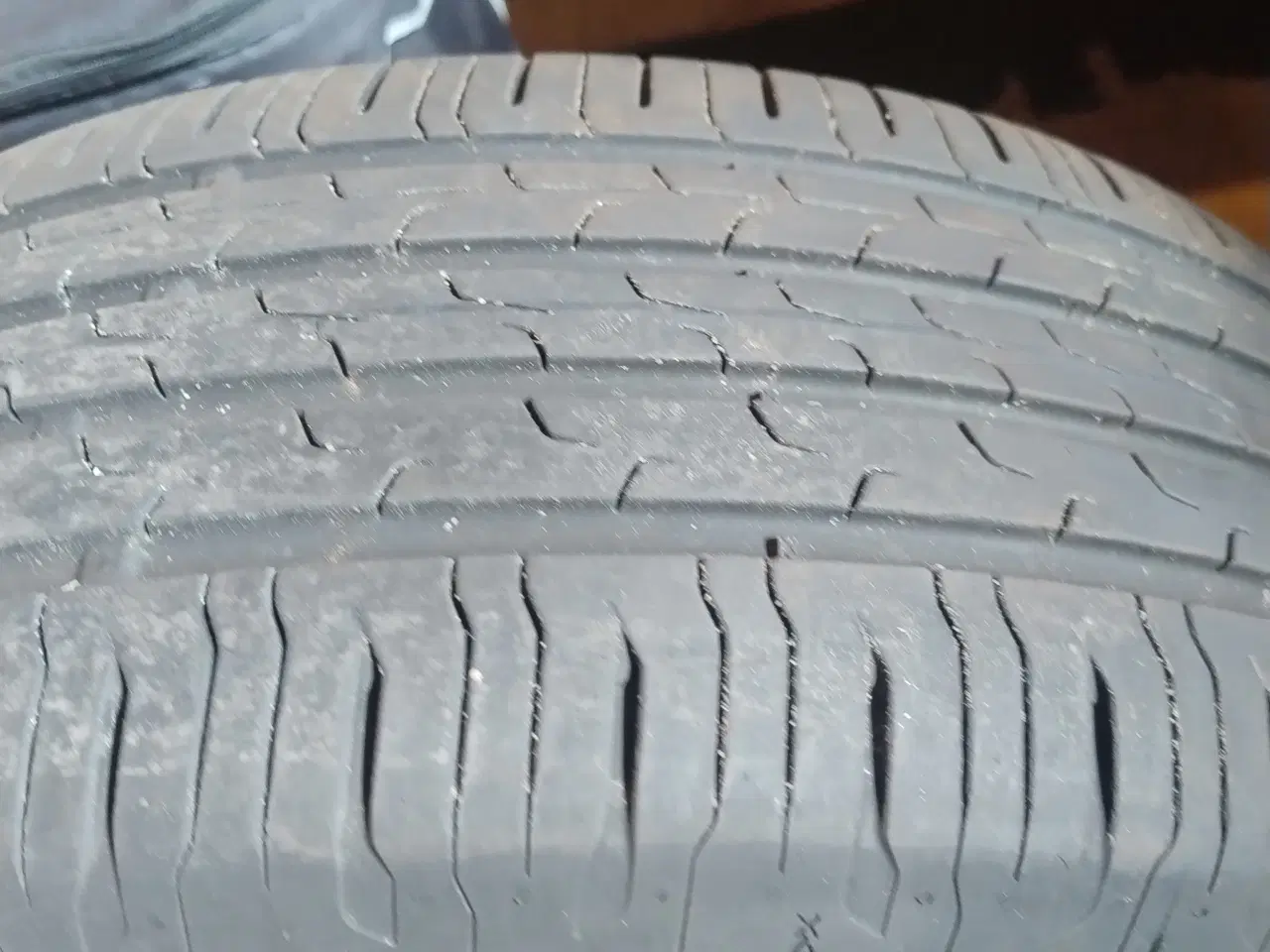 Billede 1 - Dæk fra en ford kuga