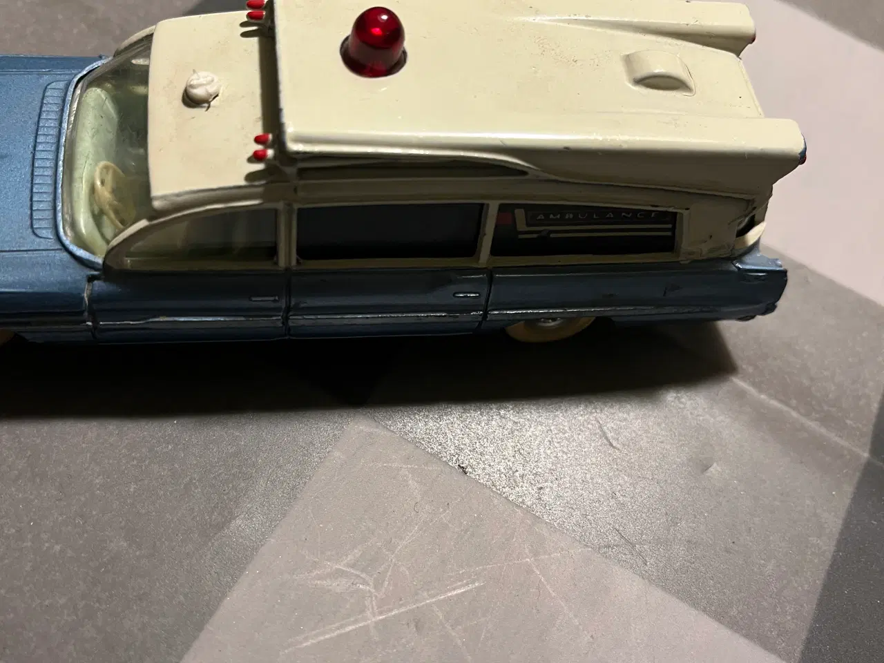 Billede 3 - Flot Dinky bil