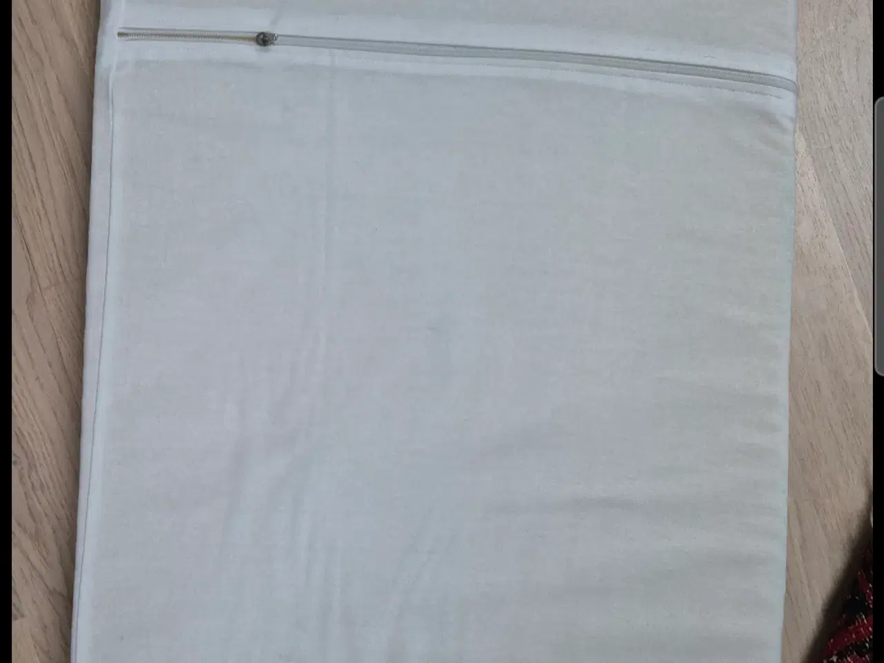 Billede 5 - Komplet pakke: Klassisk fletvugge på hjul m. babyn