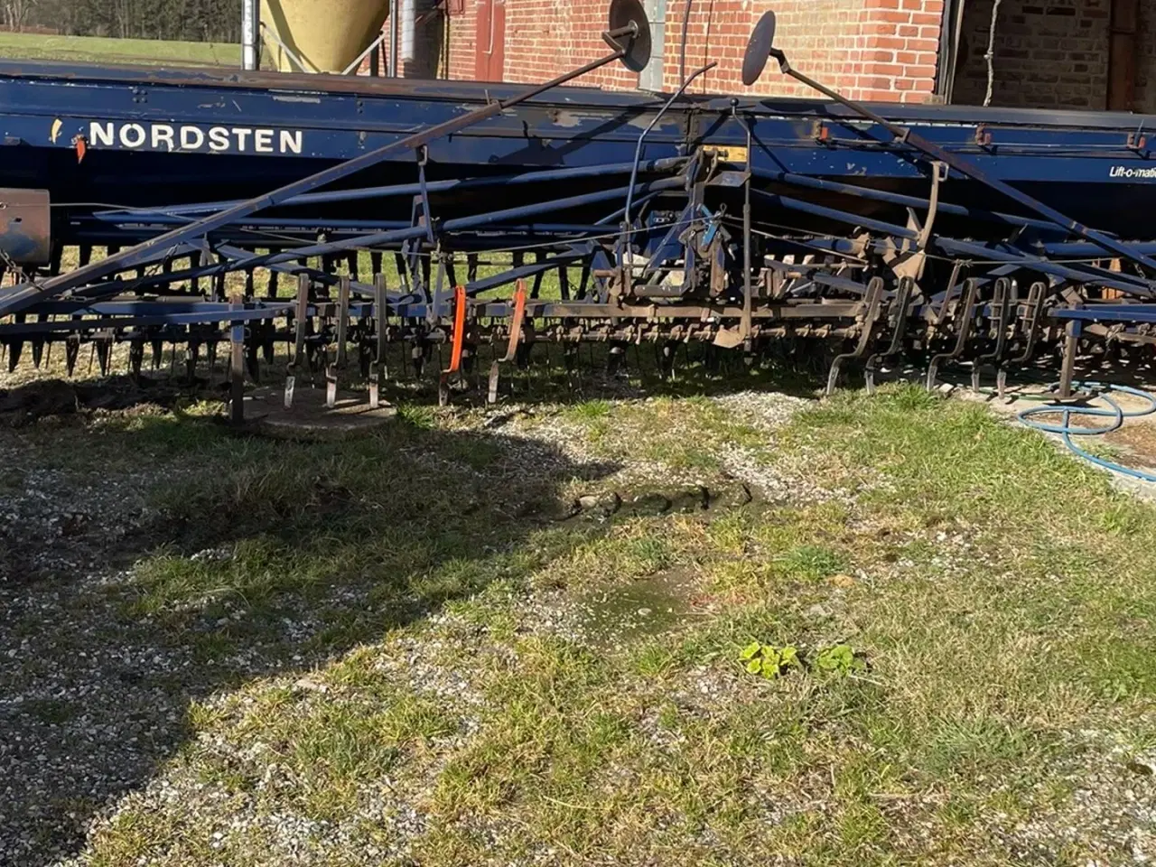 Billede 2 - Nordsten 6M SÅMASKINE MED EFTERHARVE, RAPSFINGRE, + DIV RESERVEDELE