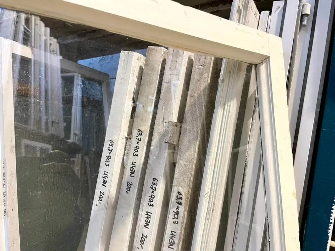 Billede 4 - Let 2-ruders vinduesramme i god stand