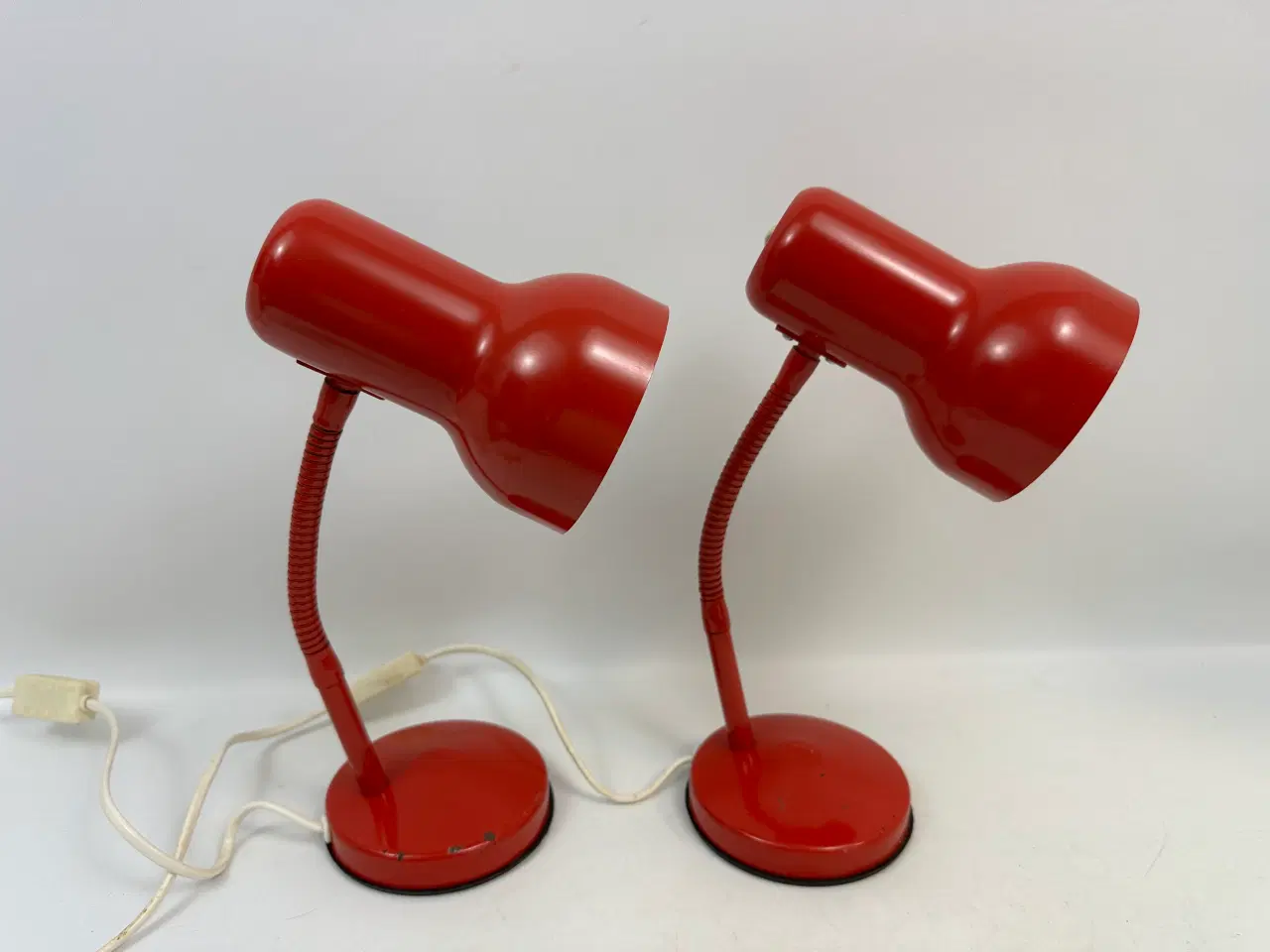 Billede 1 - 2 stk. røde retro bordlamper