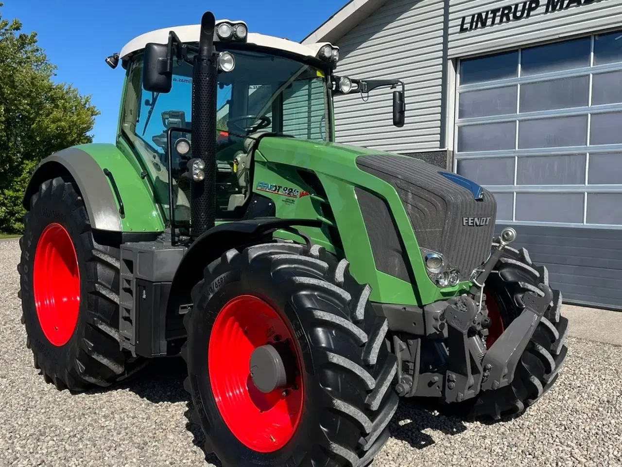 Billede 18 - Fendt 828 Profi model. Meget flot traktor med nye fordæk.