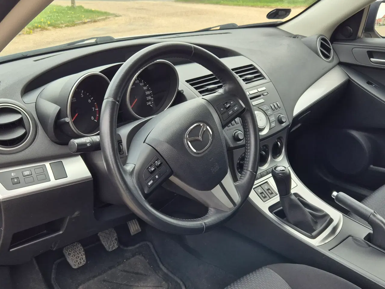 Billede 7 - Mazda 3 benzin, lav km