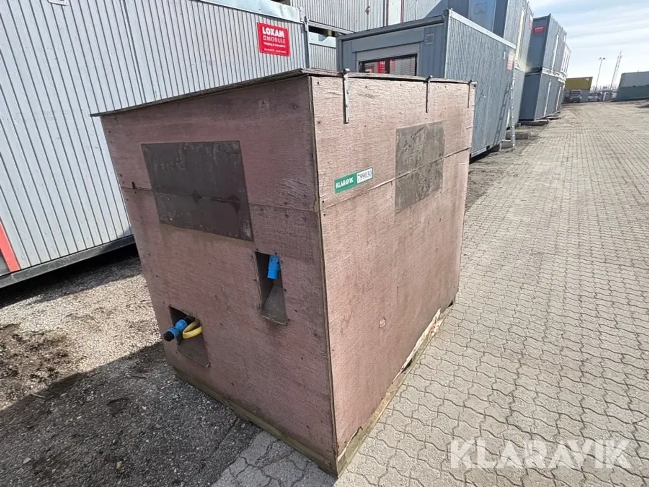 Billede 2 - Isoleret kasse med vandtank