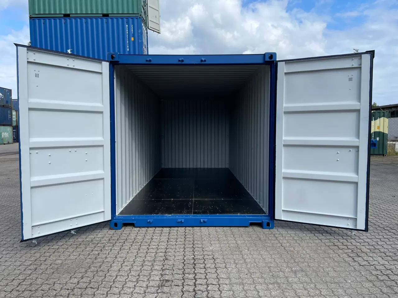 Billede 2 - 20´ fods Container i farve Ral: 5010 nye one way