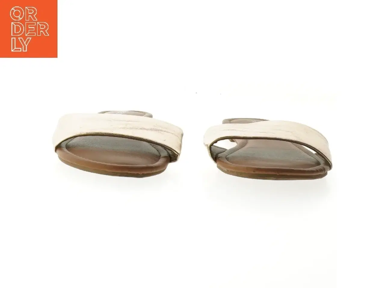 Billede 4 - Guldsandaler, str. 36 fra Pieces (str. 36 cm)