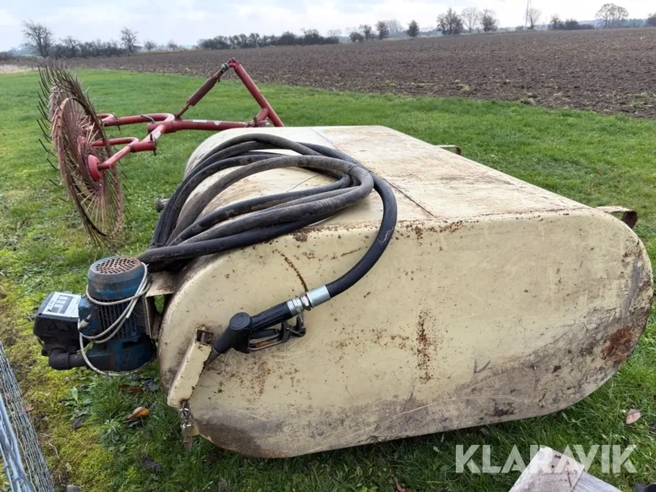 Billede 2 - Olietank