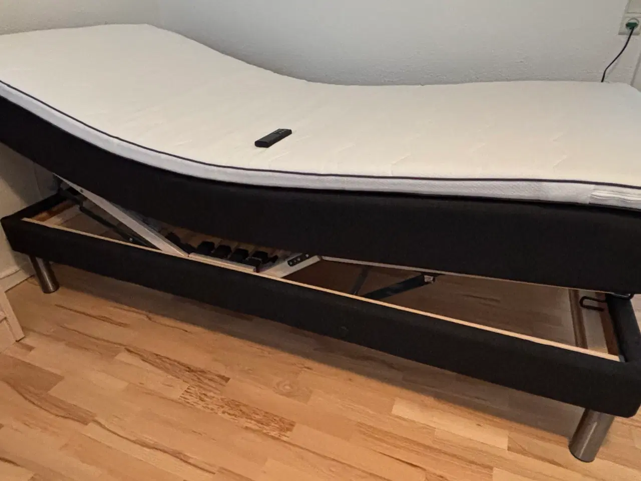 Billede 2 - Elevationsseng fra Jysk