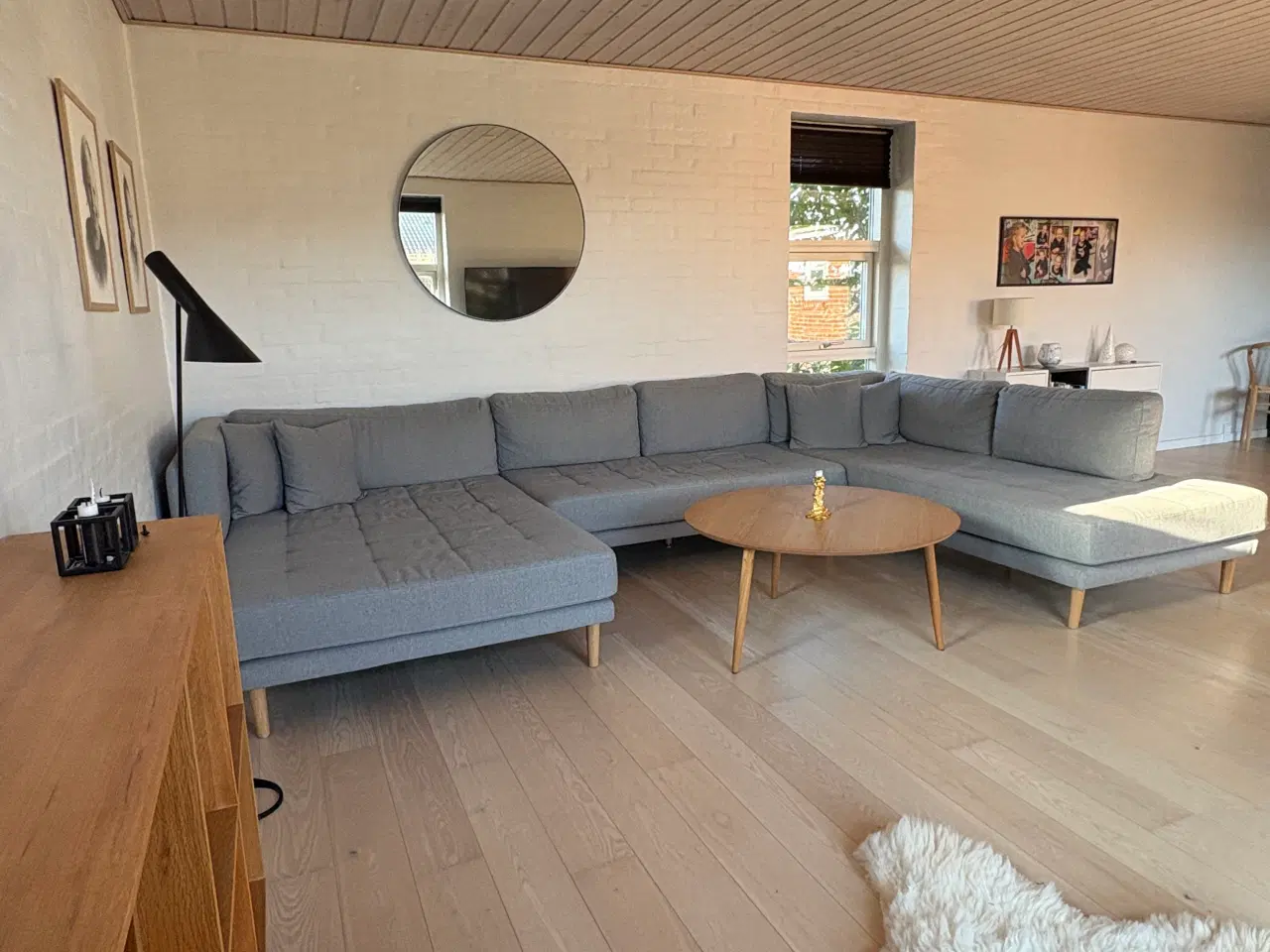 Billede 2 - Super flot grå stofsofa fra Møbelkompagniet