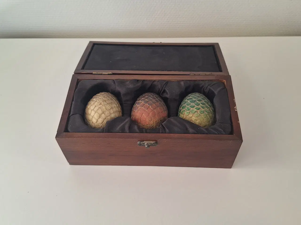 Billede 2 - Game of Thrones OFFICIAL Dragon Egg Collector Box