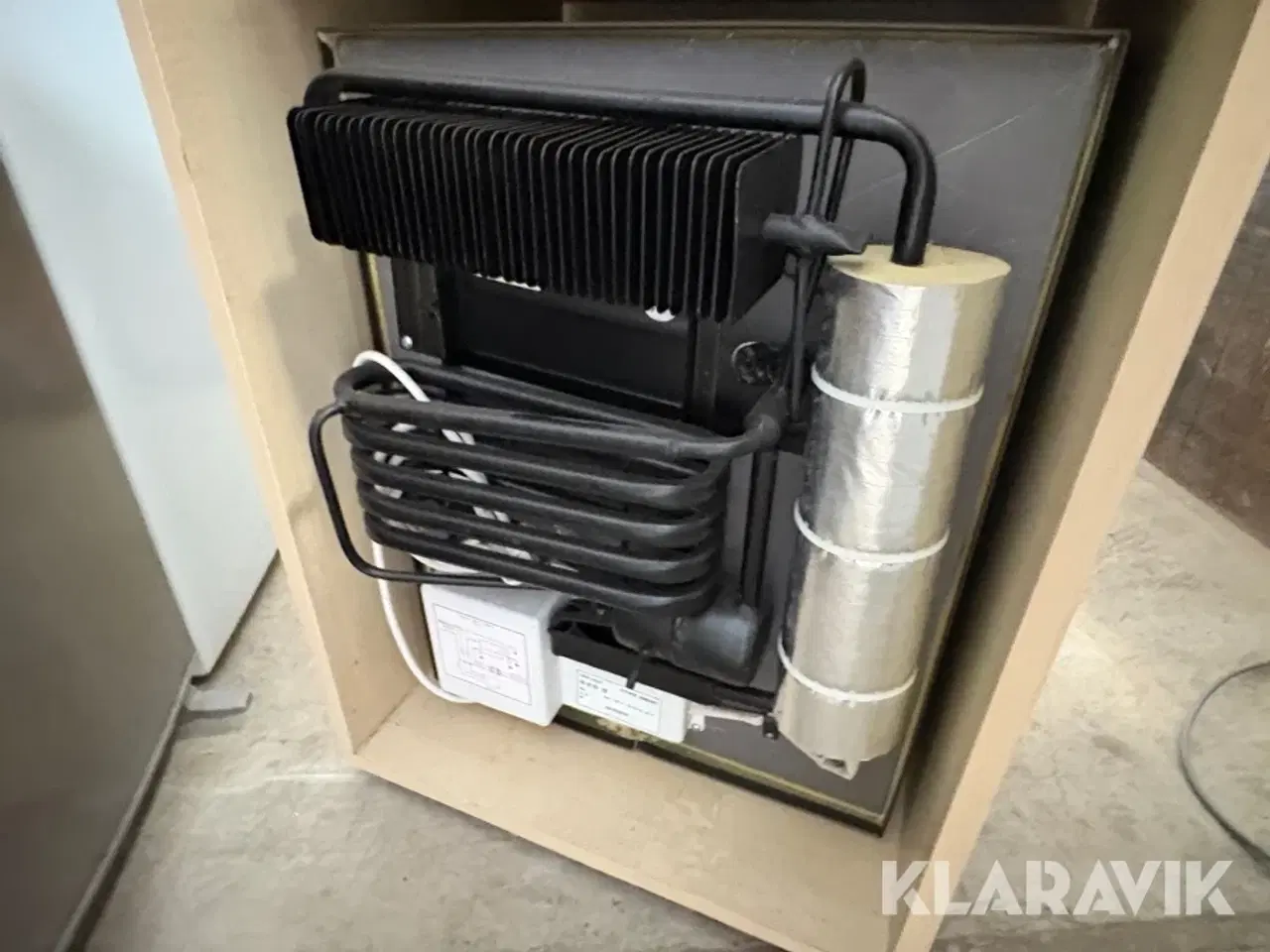 Billede 5 - Mini køleskab i skab Tefcold SM40