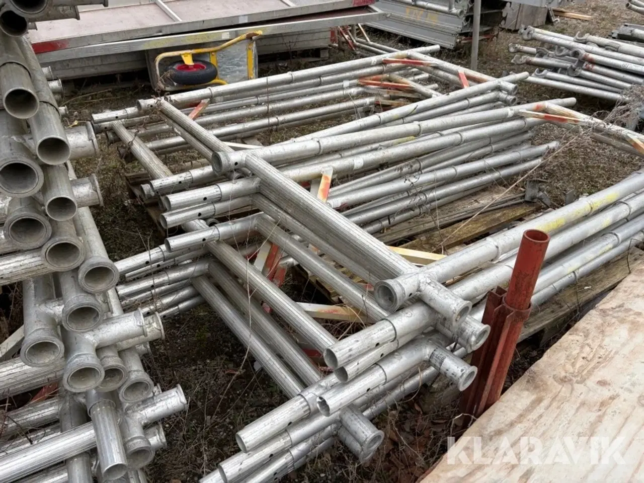 Billede 4 - Facade stillads komplet