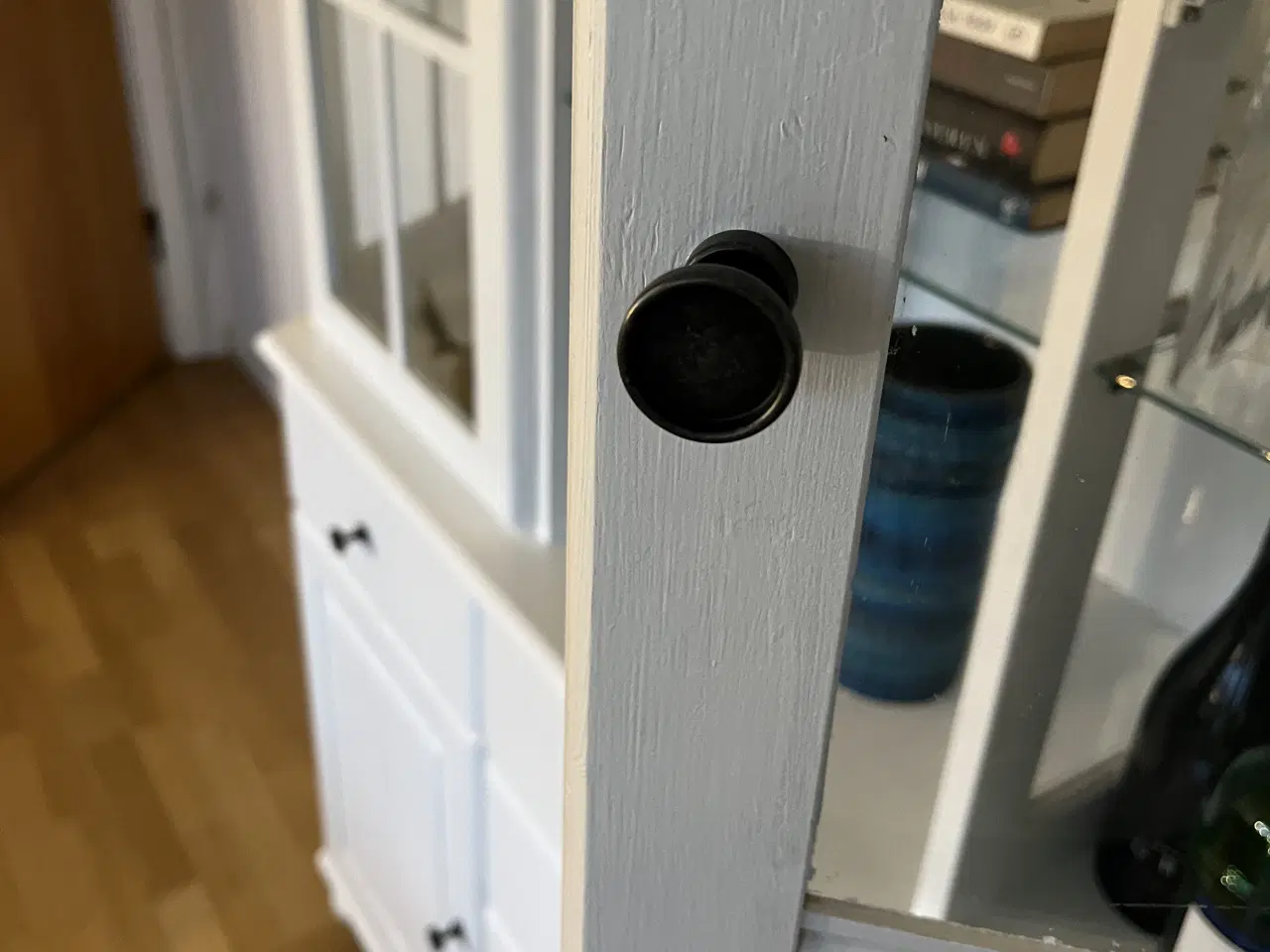 Billede 3 - Vitrineskab i glas og træ