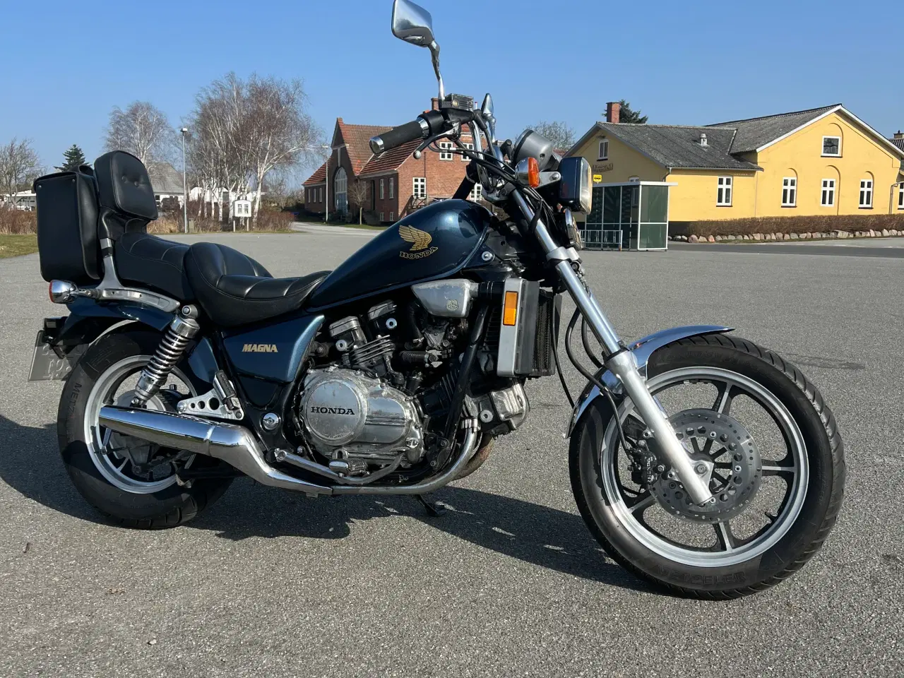 Billede 1 - Honda VF 700 Magna