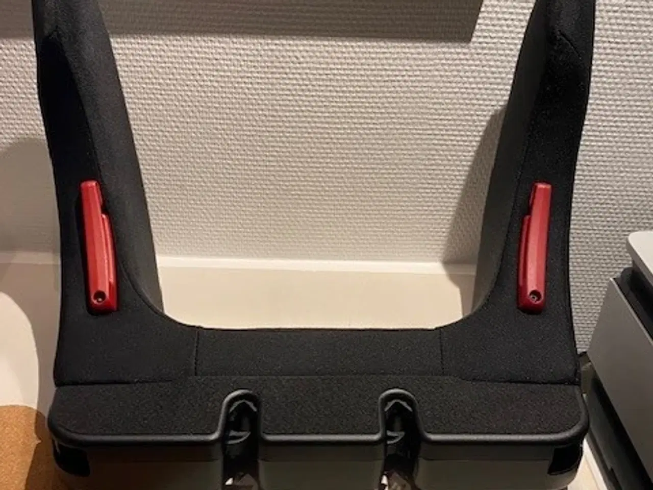 Billede 2 - Nakkestøtte - Mercedes B model - (12-18 år)