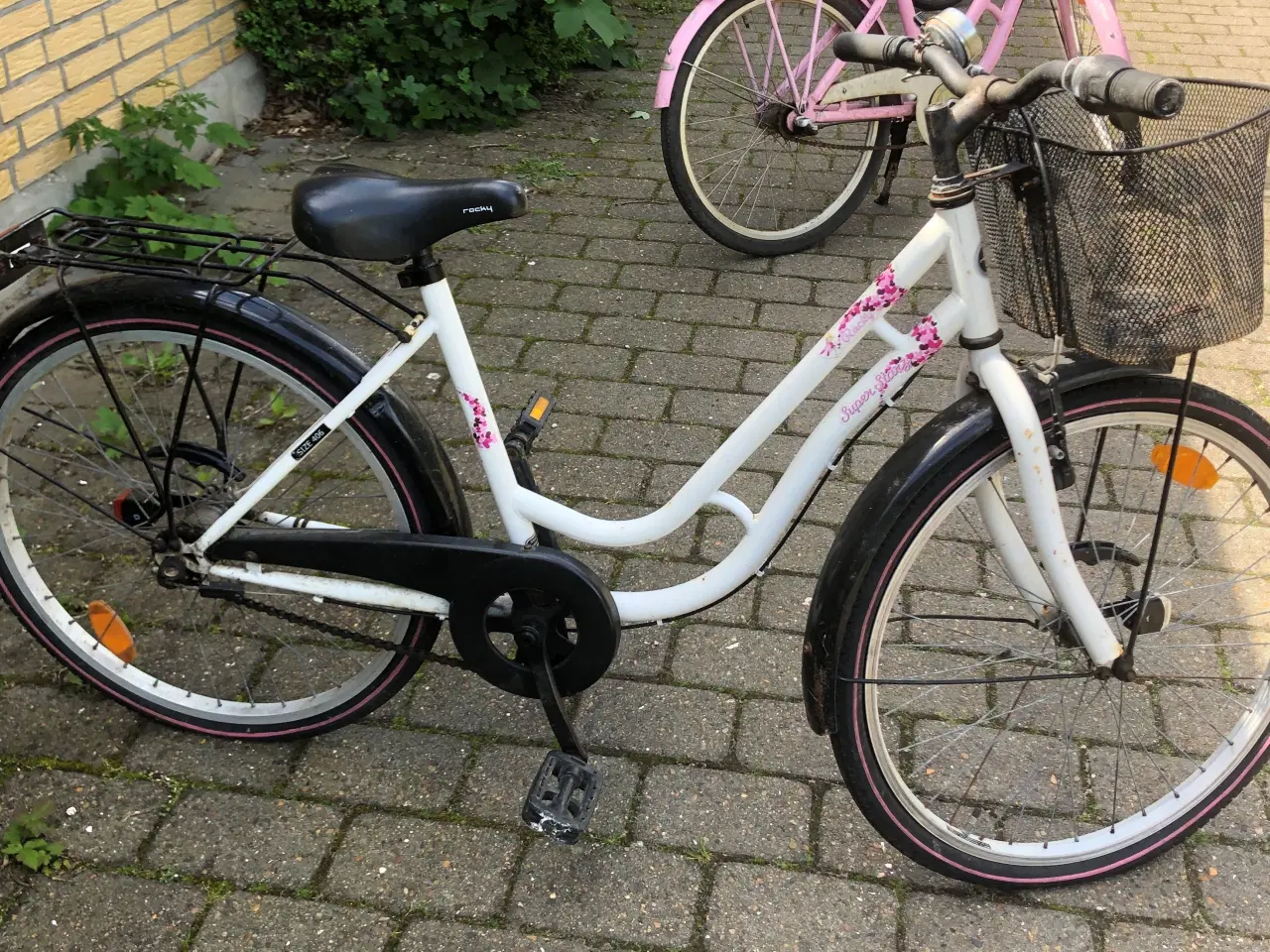 Billede 5 - God pigecykel 16”, køreklar 