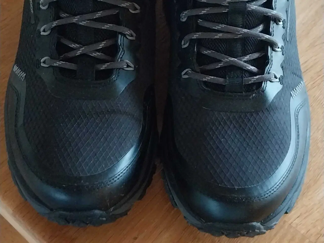 Billede 1 - Nye Skechers fritidssko