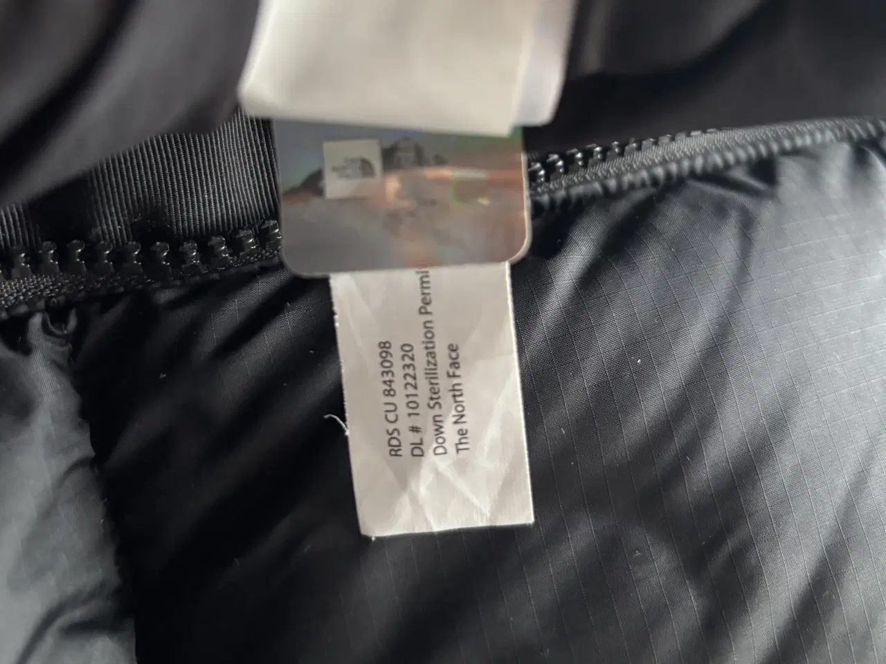 Billede 5 - The North Face dynevest str. 10 år