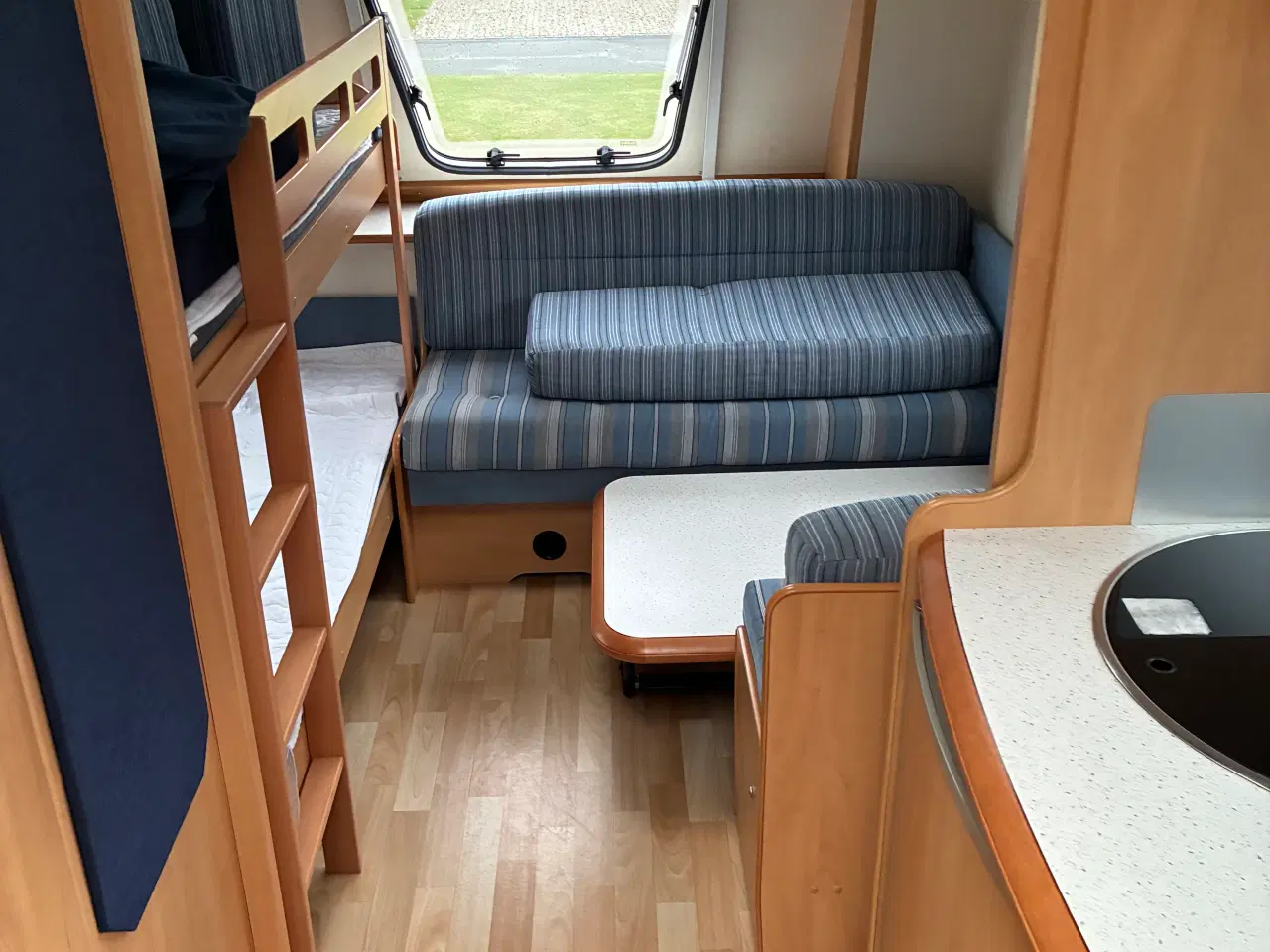 Billede 4 - Hobby Campingvogn 460