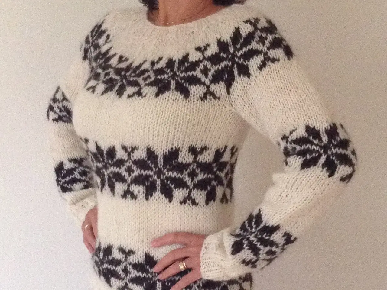 Billede 1 - FruStrik - Sarah Lund håndstrikket sweater 