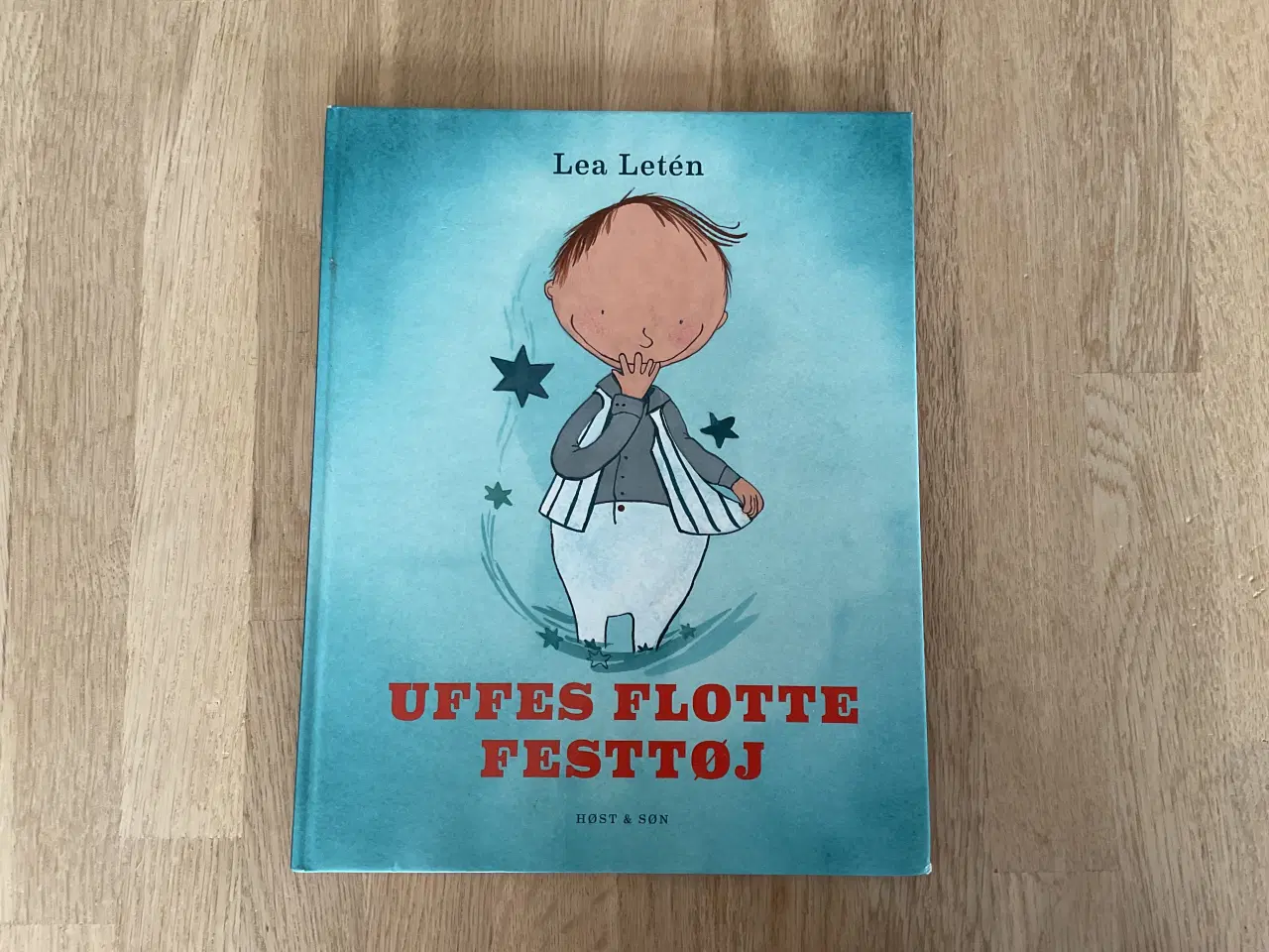 Billede 1 - Uffes flotte festtøj