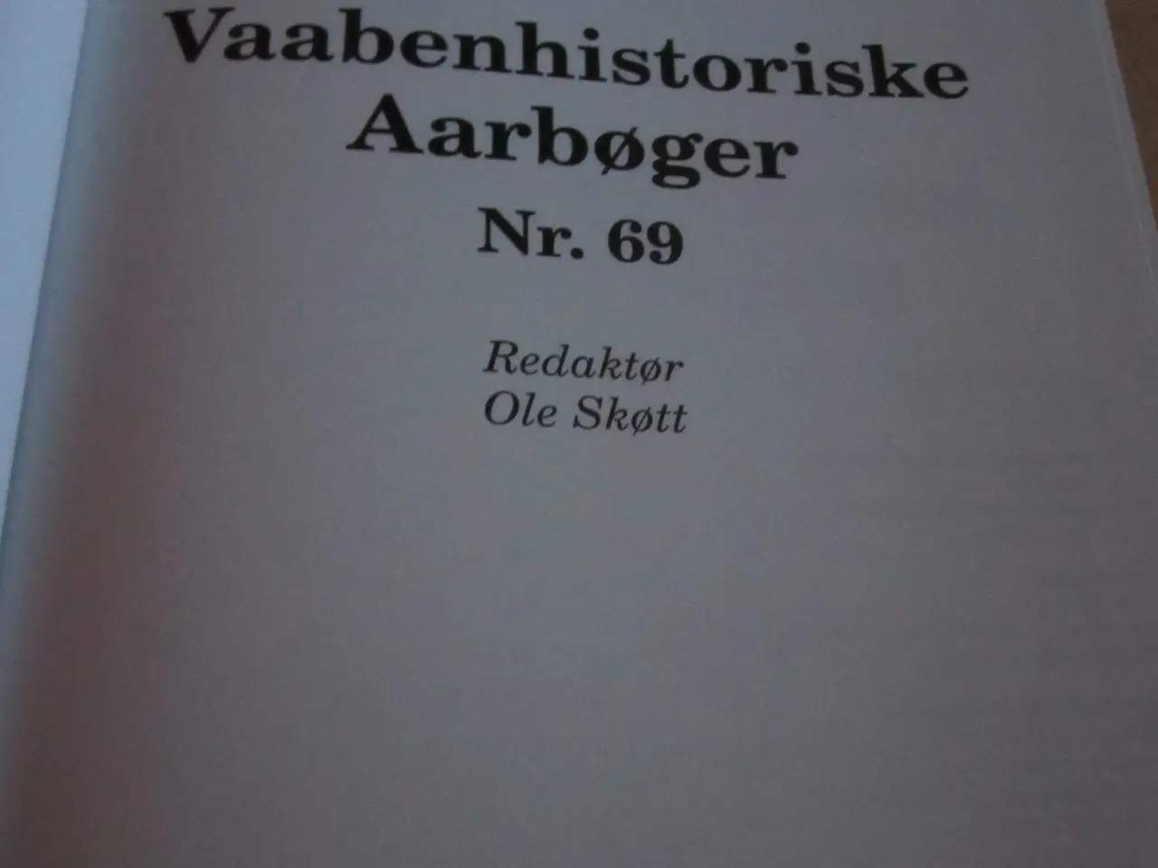 Billede 3 - VAABENHISTORISKE AARBØGER. 2024.